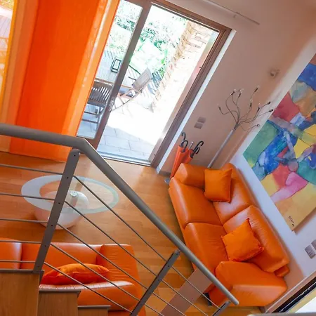 Relax Al Porto - 180 Degrees Of Exciting Garda Views Moniga del Garda
